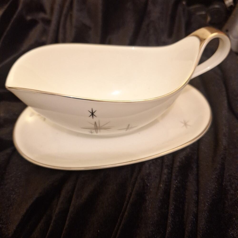Crown Jewel Starlight Pattern Gravy Boat Bavaria Germany 8" Long 3 1/2" High